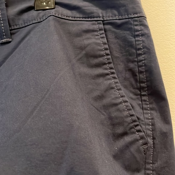 Old Navy women’s Chino shorts.  Size 14T (tall).  Color is navy - Picture 2 of 8